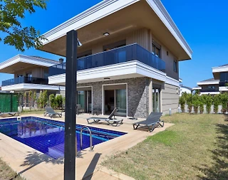 Serik Belek'te Plaja Yakın Konumda, Özel Havuzlu, Şık Villa - 2