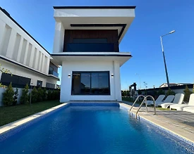 Serik Belek'te Lüks Tasarıma Sahip, Özel Havuzlu, Kiralık Villa - 2