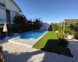 Serik Kadriye'de Elverişli Konumda, Geniş Bahçeli, Şık Ev - 5