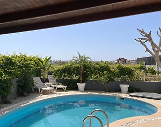 Serik Kadriye'de Sakin Konumda, Özel Havuzlu, Konforlu Villa - 4