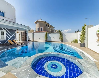 Serik Kadriye'de Ferah Tasarımlı, Yetişkin ve Çocuk Havuzlu, 3+1 Villa - 2