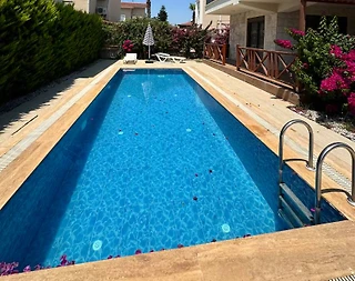 Serik Kadriye'de Geniş Ailelere Uygun, Özel Havuzlu, 4+1 Villa - 2