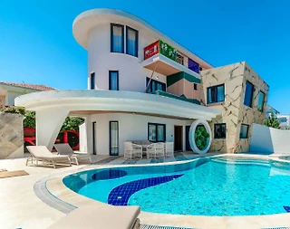 Serik Kadriye'de Geniş Ailelere Uygun, Özel Havuzlu, İkiz Villa - 1