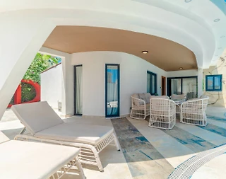 Serik Kadriye'de Geniş Ailelere Uygun, Özel Havuzlu, İkiz Villa - 3