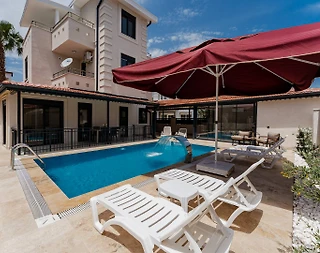 Serik Kadriye'de Kalabalık Ailelere Uygun, Özel Havuzlu, Modern Villa - 2