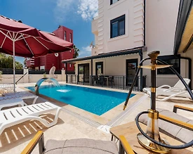 Serik Kadriye'de Kalabalık Ailelere Uygun, Özel Havuzlu, Modern Villa - 3