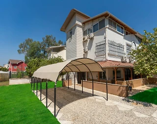 Serik Kadriye'de Merkeze Yakın, Konforlu, 9 Kişilik Villa - 1