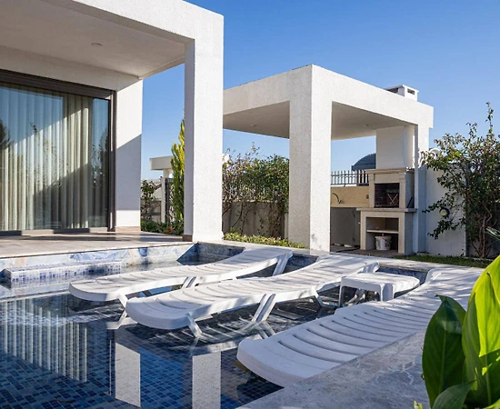 Serik Kadriye'de Sakin Konumda, Özel Havuzlu, 6 Kişilik Villa - 1