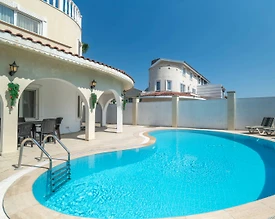 Serik Kadriye'de Kiralık Tasarımlı, Özel Havuzlu, Kiralık Villa - 2