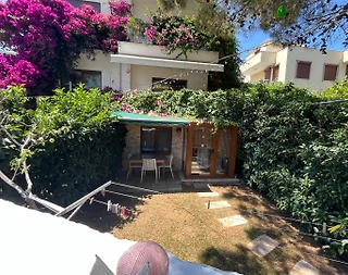 İzmir Karaburun'da Elverişli Konumda, Konforlu, Kiralık Bahçe Katı - 3