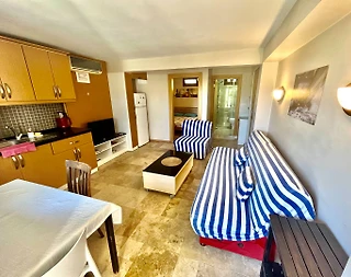 İzmir Karaburun'da Geniş Bahçeli, Çekirdek Ailelere Uygun, Kiralık Daire - 5