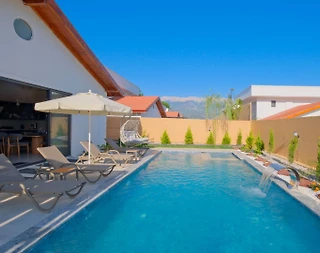 Seydikemer Çaltıözü'nde Doğa İle İç İçe, Özel Havuzlu, Lüks Villa - 3