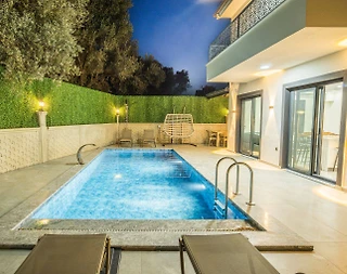 Seydikemer Gerişburnu'nda Doğa İçerisinde, Özel Havuzlu, Jakuzili Villa - 3