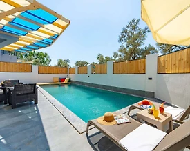 Seydikemer Gerişburnu'nda Doğa İle İç İçe, Özel Havuzlu, 3+1 Villa - 3