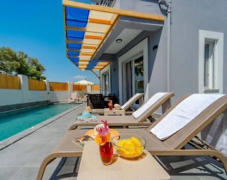 Seydikemer Gerişburnu'nda Doğa İle İç İçe, Özel Havuzlu, 3+1 Villa - 4