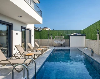 Seydikemer Gerişburnu'nda Geniş Ailelere Uygun, Özel Havuzlu, 3+1 Kiralık Villa - 4