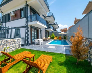 Seydikemer Gerişburnu'nda Huzurlu Doğada, Özel Havuzlu, Şık Villa - 1