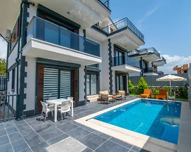 Seydikemer Gerişburnu'nda Huzurlu Doğada, Özel Havuzlu, Kiralık Villa - 2