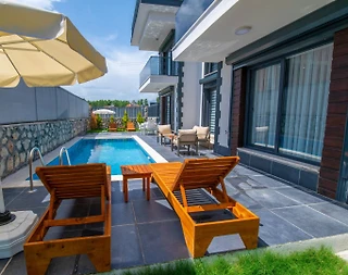 Seydikemer Gerişburnu'nda Huzurlu Doğada, Özel Havuzlu, Şık Villa - 4