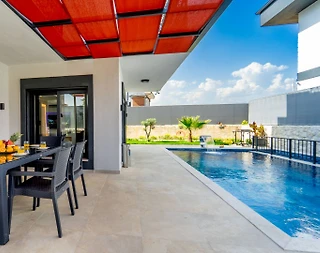 Seydikemer Gerişburnu'nda Sakin Konumda, Özel Havuzlu, Geniş Villa - 4