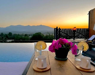 Seydikemer Girmeler'de Doğa Manzaralı, Özel Havuzlu, Jakuzili Villa - 1