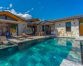 Seydikemer Karadere'de Sakin Konumda, Özel Havuzlu, Ferah Villa - 2