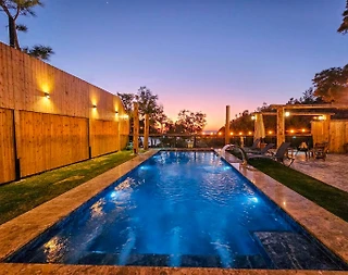 Seydikemer Karadere'de Denize Sıfır, Özel Havuzlu, Otantik Taş Ev - 3