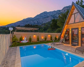 Seydikemer Karadere'de Muhteşem Manzaralı, Özel Havuzlu, 2+1 Bungalov - 3