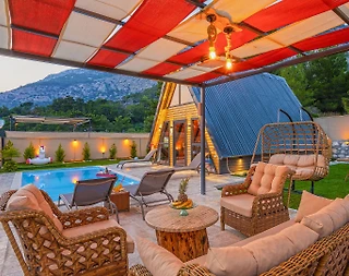 Seydikemer Karadere'de Muhteşem Manzaralı, Özel Havuzlu, 2+1 Bungalov - 4