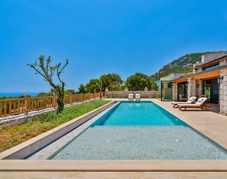 Seydikemer Karadere'de Doğa İle İç İçe, Özel Havuzlu, Lüks Villa - 4