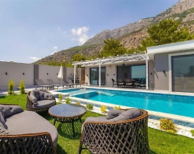 Seydikemer Karadere'de Doğa Manzaralı, Özel Havuzlu, 2+1 Villa - 3