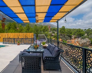 Seydikemer Karadere'de Muhteşem Doğada, Özel Havuzlu, 2+1 Villa - 4