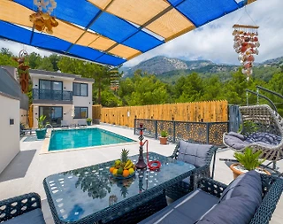 Seydikemer Karadere'de Muhteşem Doğada, Özel Havuzlu, 2+1 Villa - 2