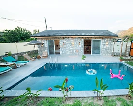 Seydikemer Kayadibi'nde Taş Mimarili, Özel Havuzlu, Balayı Villası - 2