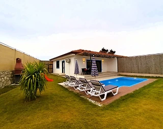 Seydikemer Korubükü'nde Sakin Konumda, Özel Havuzlu, 2+1 Villa - 1