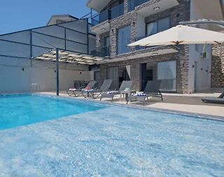 Muğla Seydikemer'de Kalabalık Ailelere Uygun, Özel Havuzlu, Kiralık Villa - 2