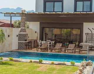 Seydikemer Kumluova'da Modern Tasarımlı, Özel Havuzlu, Lüks Villa - 4