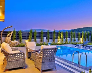 Seydikemer Ortaköy'de Huzurlu Konumda, Özel Havuzlu, Şık Villa - 5