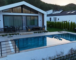 Seydikemer Uğurlu'da Minimalist Tasarımlı, Özel Havuzlu, 3+1 Villa - 3