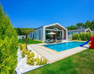 Seydikemer Uğurlu'da Muhteşem Doğada, Özel Havuzlu, Modern Villa - 3