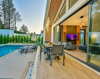 Seydikemer Uğurlu'da Muhteşem Doğada, Özel Havuzlu, Modern Villa - 4