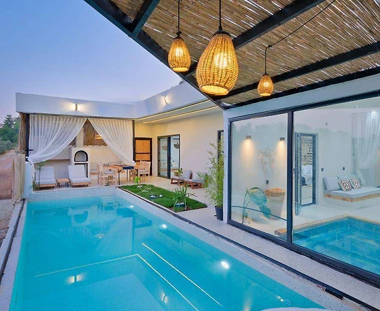 Seydikemer Yakabağ'da Muhteşem Doğada, Özel Havuzlu, Lüks Villa - 1