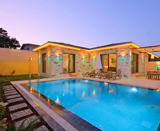 Seydikemer Zorlar'da Bohem Tasarımlı, Özel Havuzlu, Saunalı Villa - 1