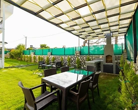 Muğla Seydikemer'de Yemyeşil Bahçeli, Özel Havuzlu, Geniş Villa - 2