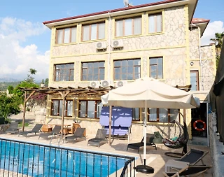 Muğla Seydikemer'de, Şık Tasarımlı, Özel Havuzlu, 15 Kişilik Villa - 1