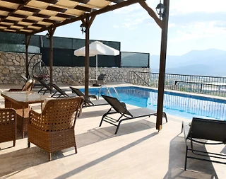 Muğla Seydikemer'de, Şık Tasarımlı, Özel Havuzlu, 15 Kişilik Villa - 4