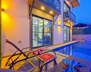 Muğla Seydikemer'de Kalabalık Ailelere Uygun, Özel Havuzlu, Şık Villa - 3