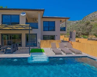 Muğla Seydikemer'de Muhteşem Doğa İçerisinde, Özel Havuzlu, 2+1 Villa - 2