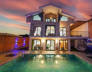 Muğla Seydikemer'de Sakin Konumda, Özel Havuzlu, Saunalı Villa - 1