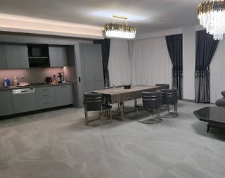 İstanbul Büyükçekmece'de Merkezi Konumda, Isıtmalı Havuzlu, 4+1 Villa - 5